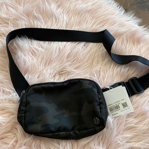 Lululemon Everywhere Belt Bag, camouflage print